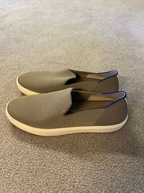 Rothy's Taupe Slip-On Loafers with Blue Trim